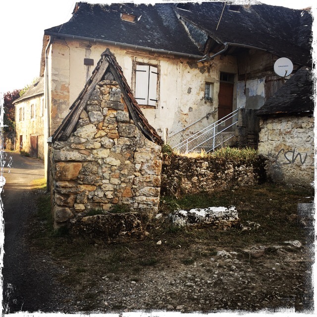 An old farmhouse in La Feuillade